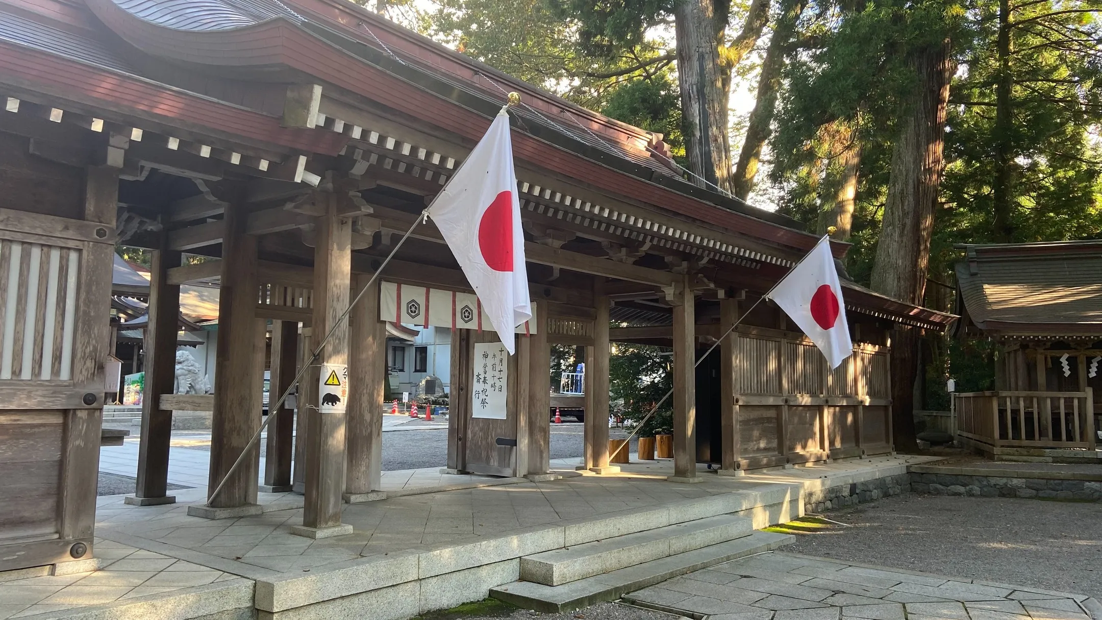 白山比咩神社にお参りに行ってまいりました。